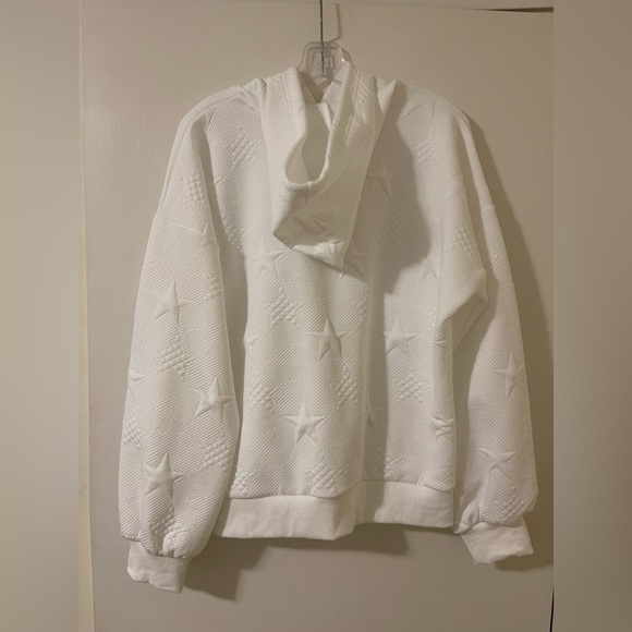 White Star Detailed Hoodie. Never Worn. NWT - Picture 3 of 3